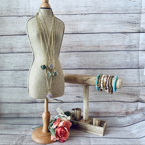 NWT 18K gold natural Flourite crystal - Picture 2 of 2